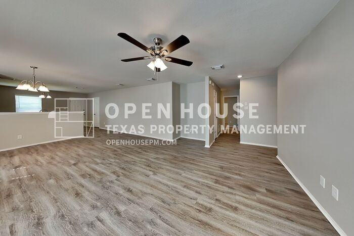 1420 Waterford Dr - Photo 6 of 26