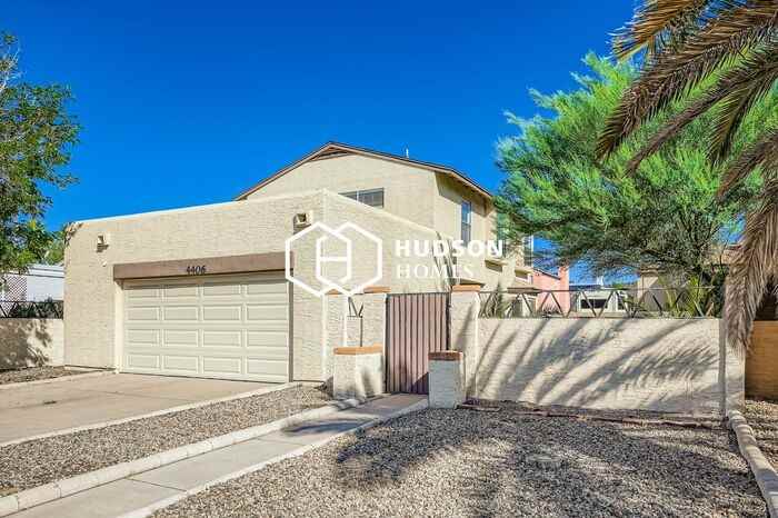 4406 W Wescott Dr - Photo 4 of 33