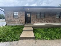 100 E Brasfield St #B - Photo 1 of 1