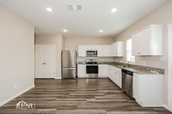 6618 Charleston Dr - Photo 2 of 18