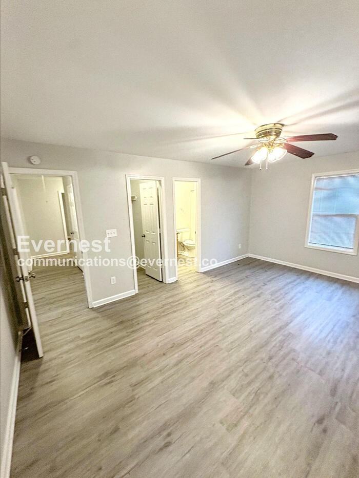 581 Cedar Avenue Northwest - Photo 7 of 28