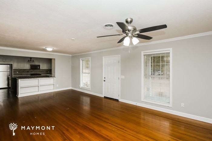 455 S Wheatley St - Photo 4 of 12