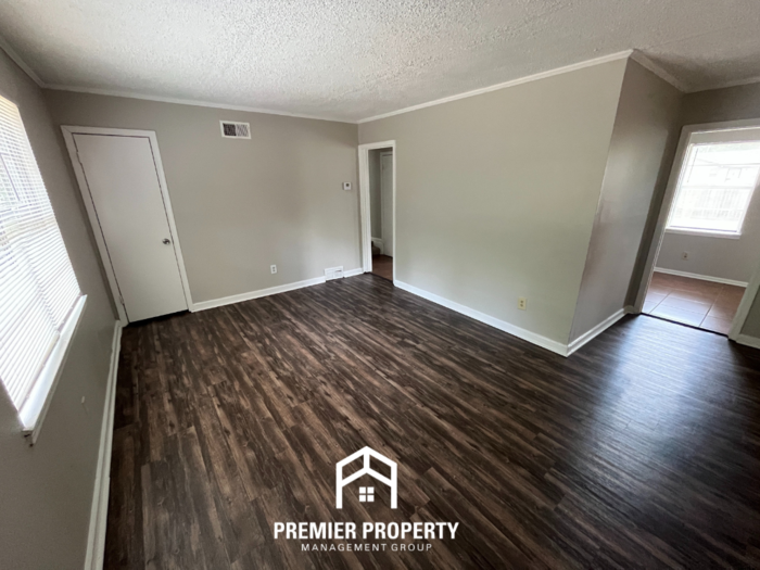 5580 Lochinvar Road - Photo 3 of 17