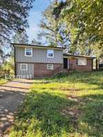 featured image of 193 W Canterbury Dr