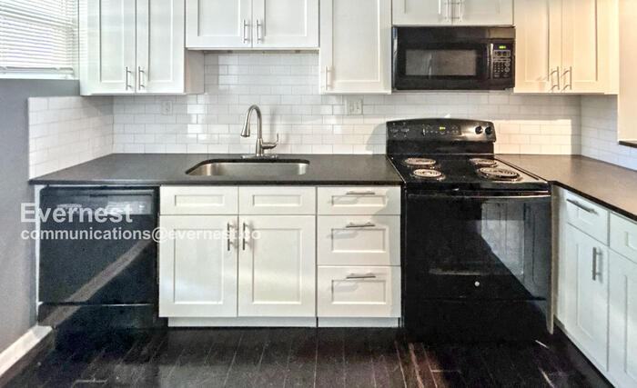 39 South Yale Avenue - Photo 4 of 30