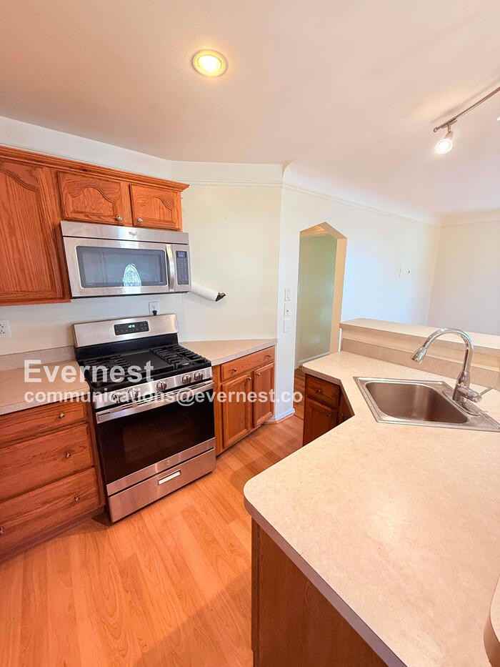 3419 Monroe St - Photo 3 of 28