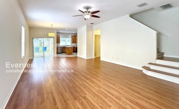 10545 Shady Falls Ct - Photo 2 of 28