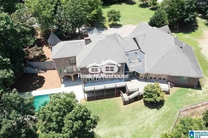 4505 Buttewoods Ln - Photo 2 of 32