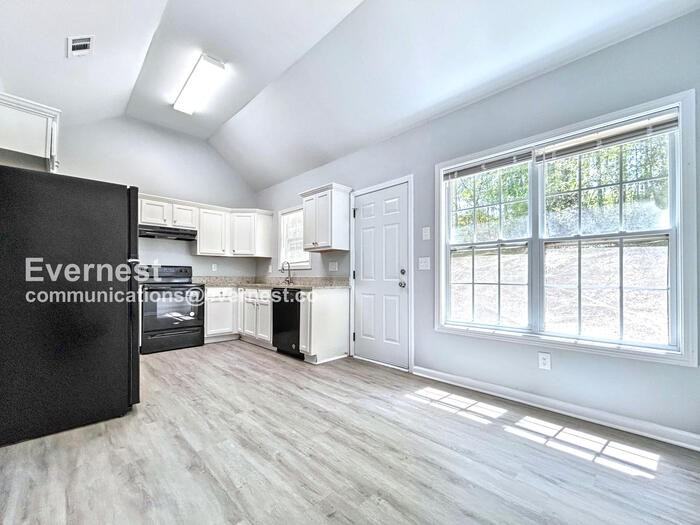 1827 Belcher Pl - Photo 6 of 23