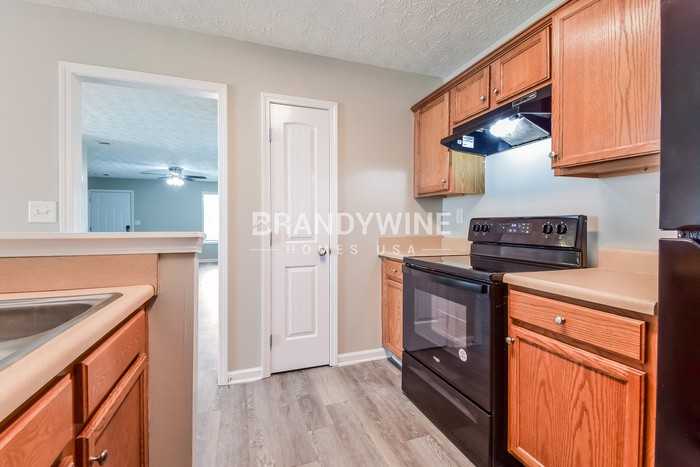 6106 Ruth St Sw - Photo 7 of 22