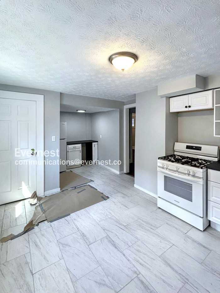 1807 Denison Avenue - Photo 4 of 19