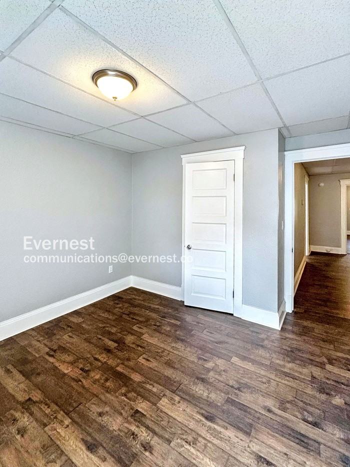 1807 Denison Avenue - Photo 7 of 19