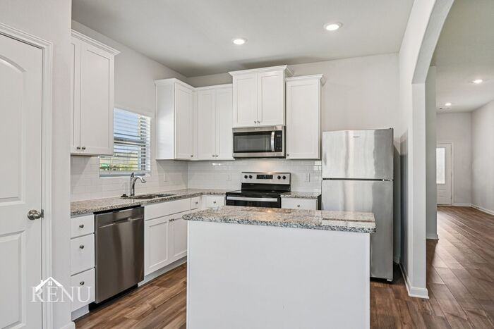 313 Ridgeland Oaks Dr - Photo 6 of 45
