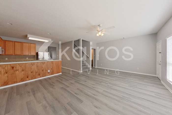 19623 Gentle Creek Way - Photo 6 of 29