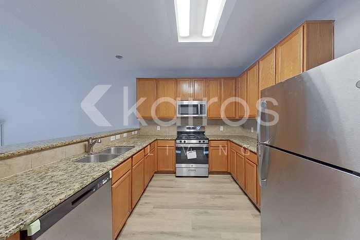 19623 Gentle Creek Way - Photo 7 of 29