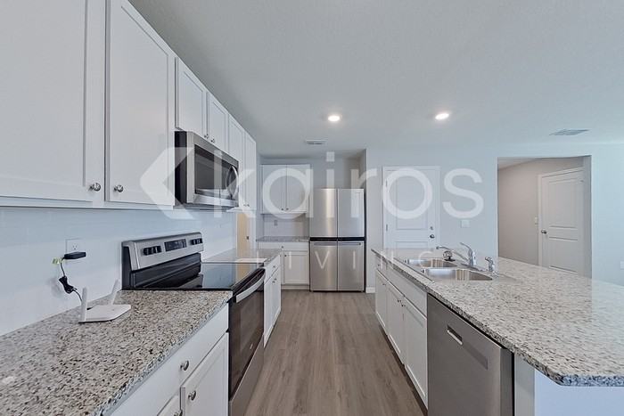 8740 Sw 43rd Ter - Photo 7 of 30