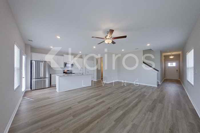 895 Silent Barge Cv - Photo 4 of 24