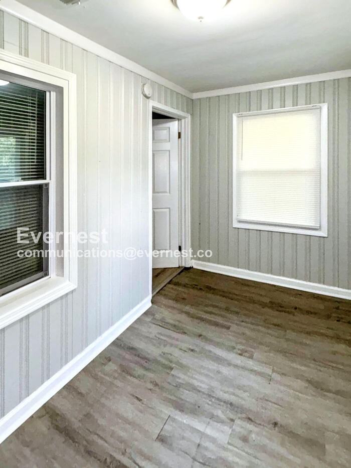 5404 Bryant Blvd - Photo 3 of 20