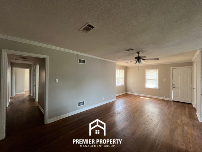 5037 Woodlark Ave - Photo 7 of 20