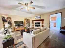 featured image of 523 N Foxridge Dr