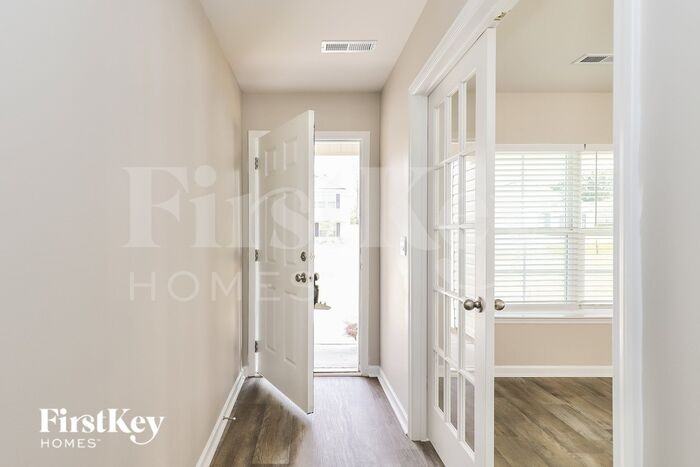 137 Preston Oak Dr - Photo 3 of 19