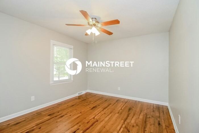 1278 Millerwood Dr - Photo 7 of 17