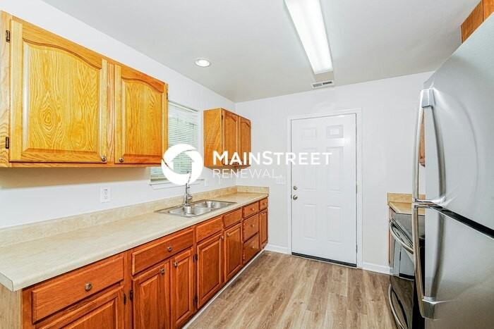 149 Martin Drive - Photo 7 of 17