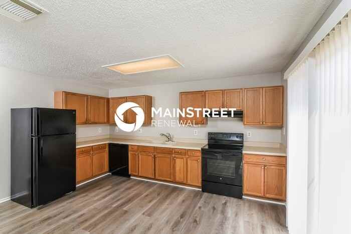 1218 Crossing Oaks - Photo 5 of 17