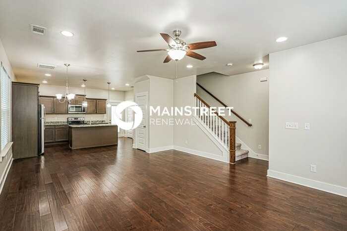 1035 Saddlestone Drive - Photo 5 of 19