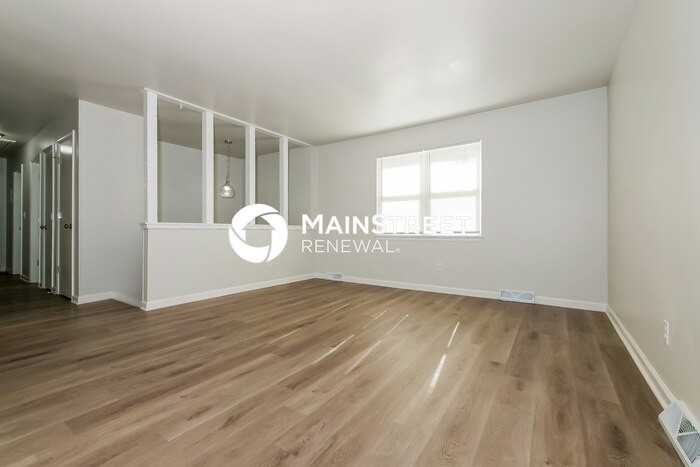 5120 Goodman Lane - Photo 5 of 19