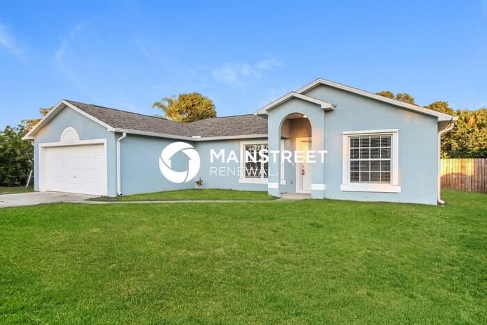 453 Foxdall Ave Ne - Photo 2 of 16