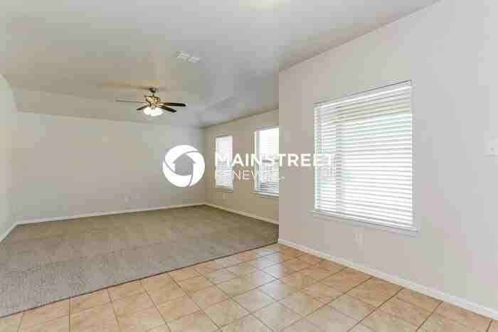 10024 Poinsett Way - Photo 4 of 18