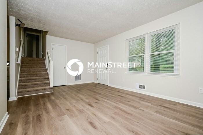 40 Derby Country Dr - Photo 2 of 19