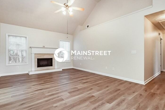 35 Spring Valley Keep - Photo 4 of 18