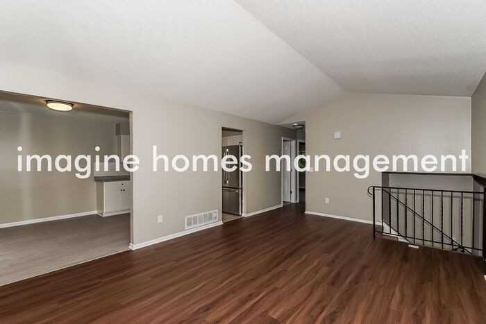 6588 Jonquil Way North - Photo 4 of 17