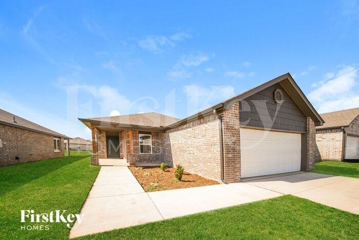 445 Labelle Ln - Photo 2 of 19