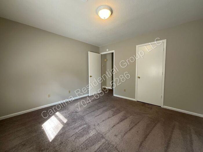 201 Arthur Drive #I - Photo 7 of 12