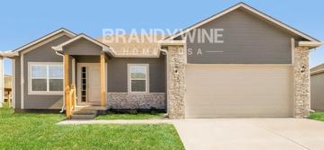 featured image of 1004 Woodland Dr