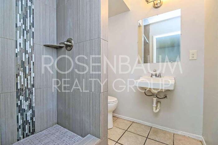 555 W Rio Salado Pkwy #202 - Photo 6 of 7