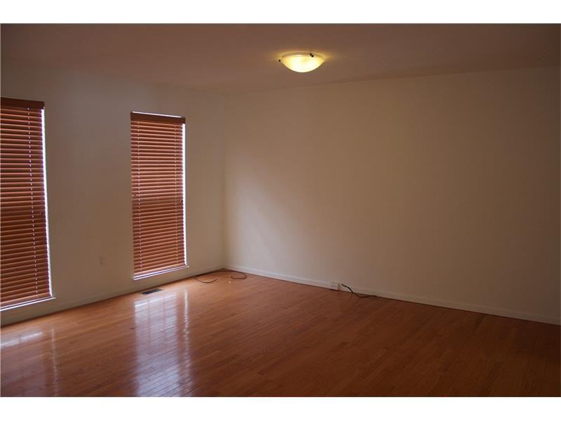 634 E Village Green Blvd - Photo 2 of 22
