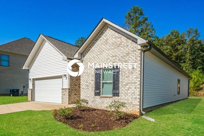 1400 Brookhaven Dr - Photo 2 of 18