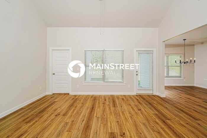 1400 Brookhaven Dr - Photo 4 of 18