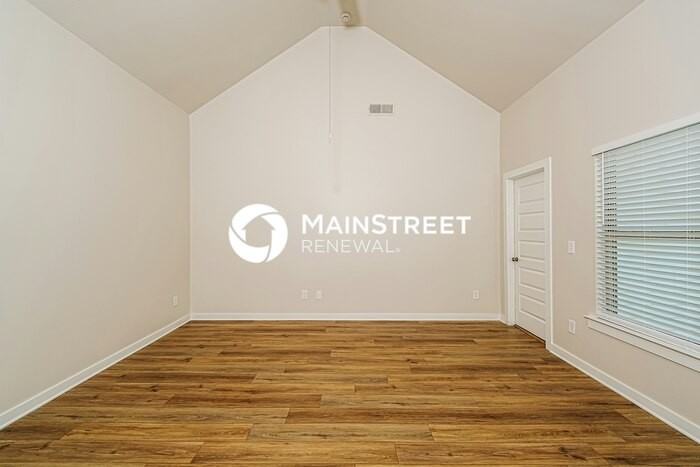 1400 Brookhaven Dr - Photo 5 of 18