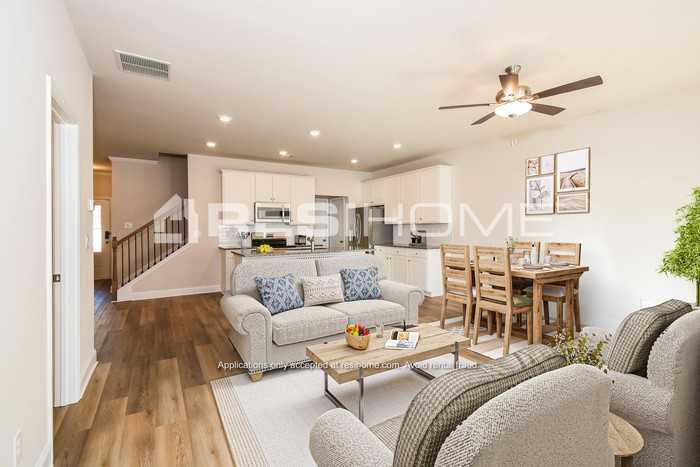 2336 Whitburn Rd - Photo 6 of 19