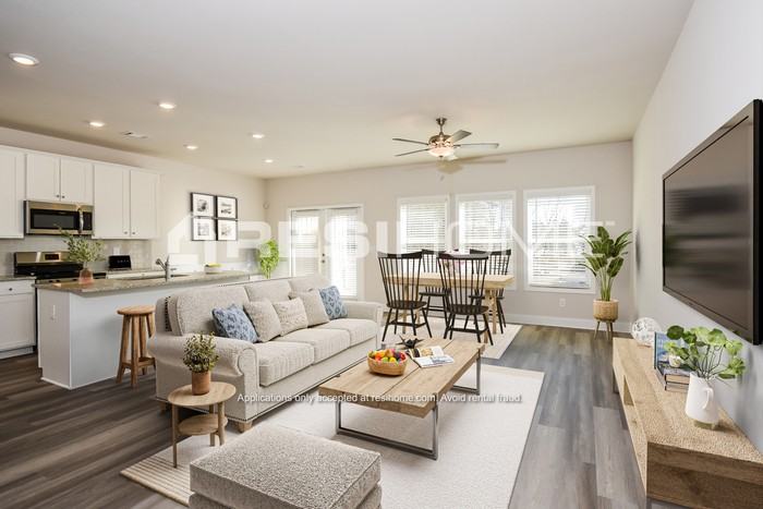 2338 Whitburn Road - Photo 6 of 18