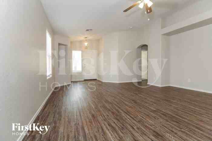 15148 West Adams Street - Photo 3 of 15