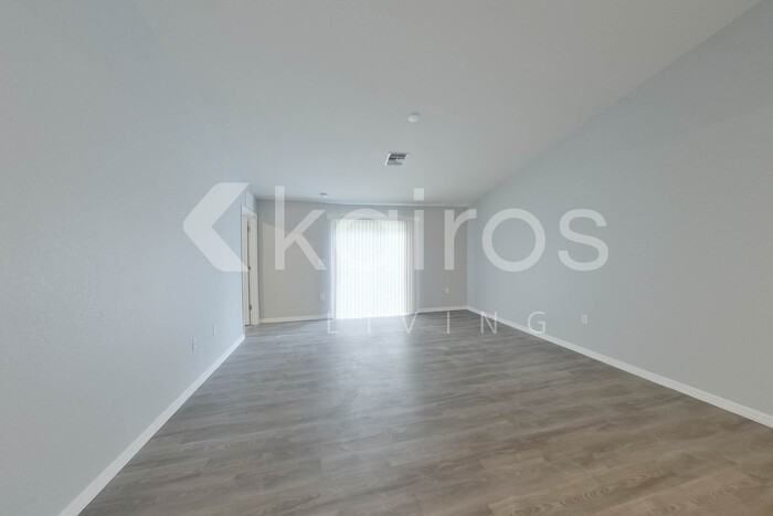 9135 Aegean Circle - Photo 4 of 21