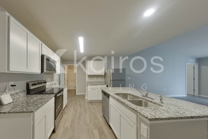 9135 Aegean Circle - Photo 6 of 21