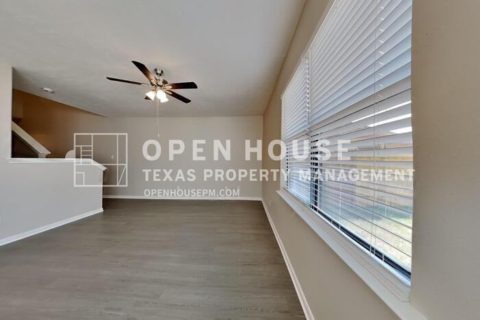 29719 Buffalo Canyon Dr - Photo 4 of 21