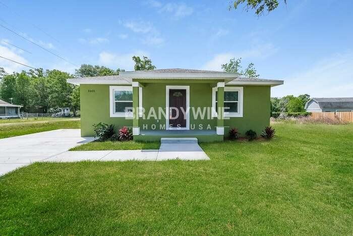 3601 W Reynolds St - Photo 2 of 21